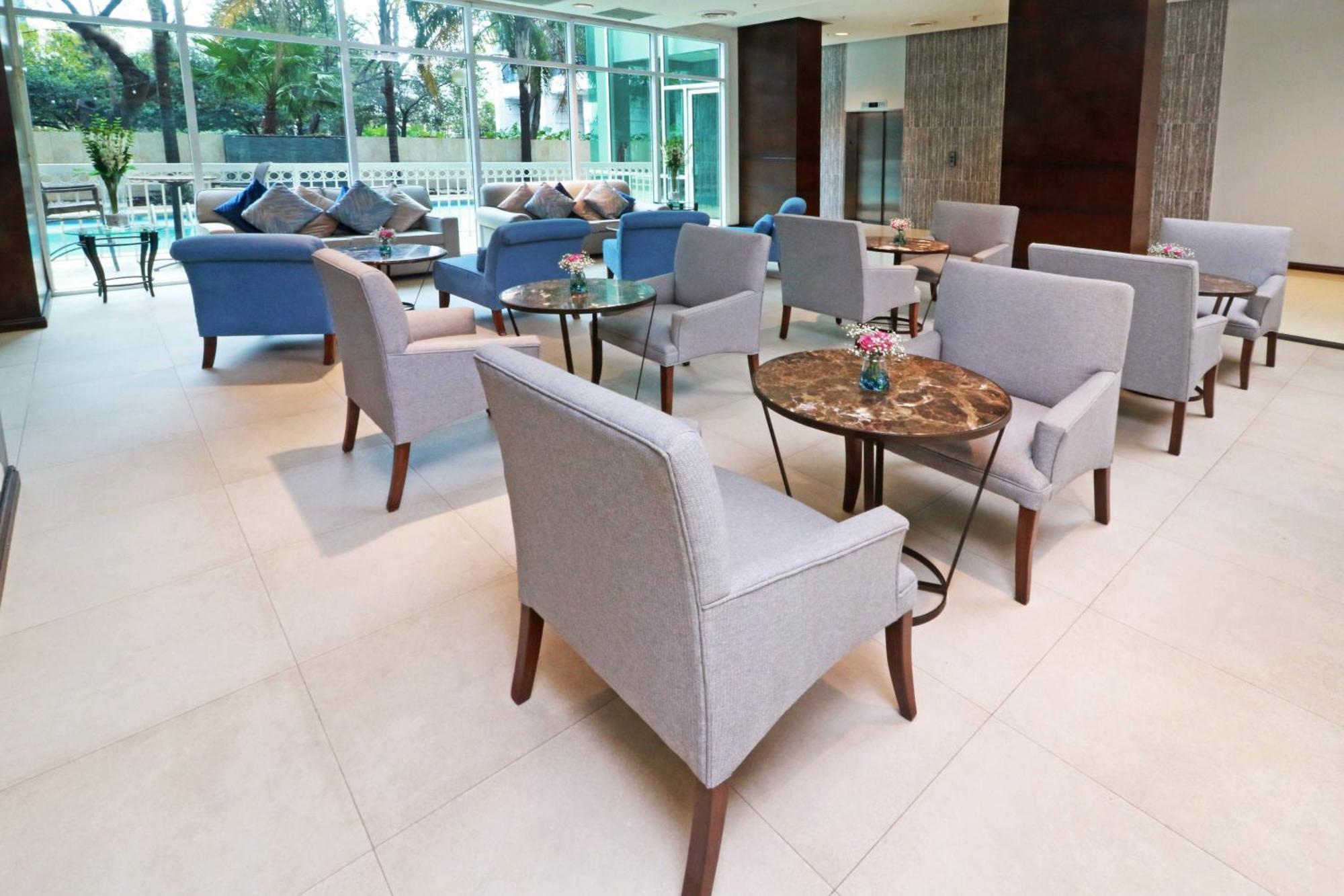 Готель Courtyard Monterrey San Jeronimo Екстер'єр фото